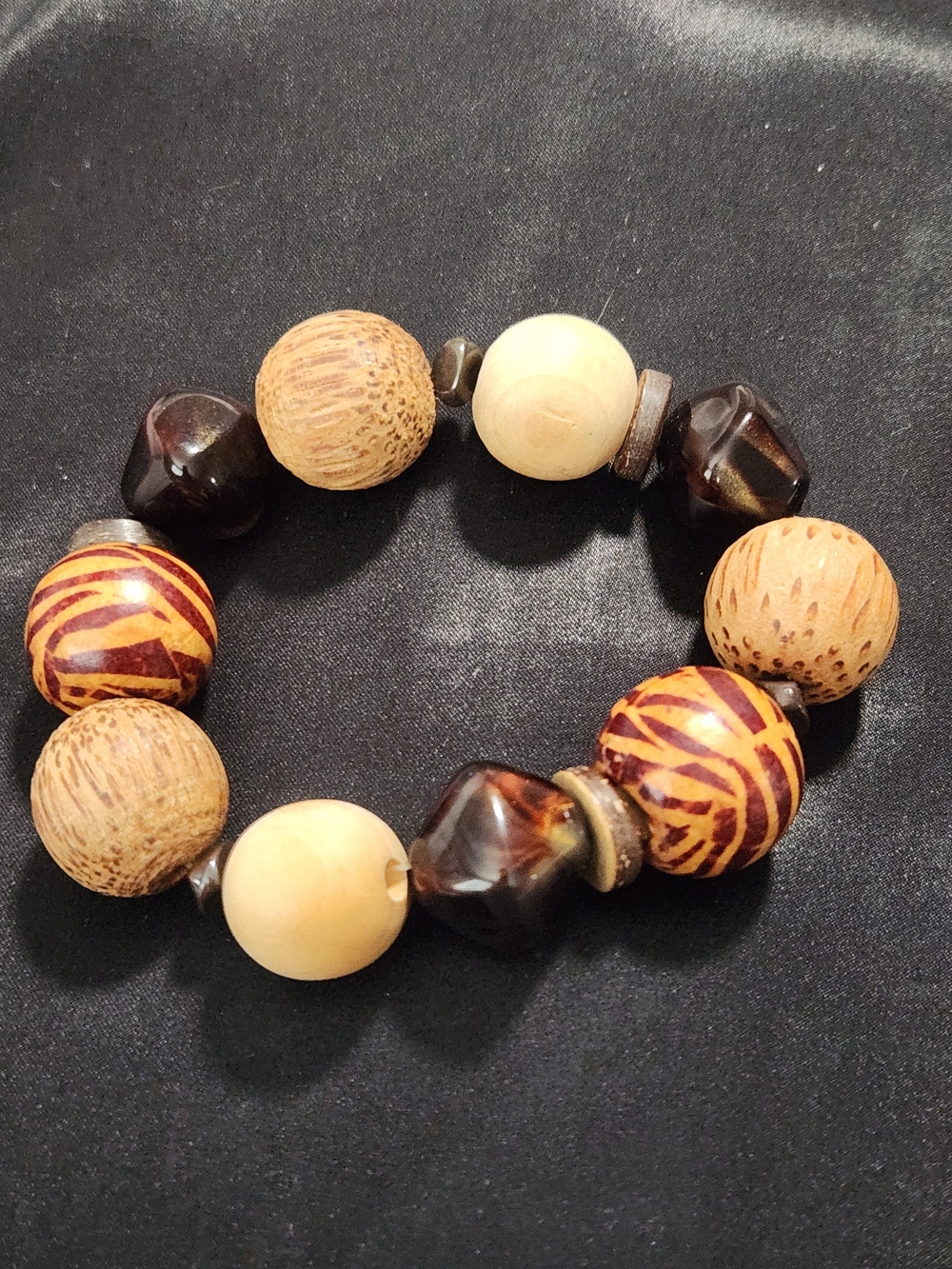Vintage Chunky Boho Wood Bead Stretch Bracelet – Natural & Zebra Stripe Accent